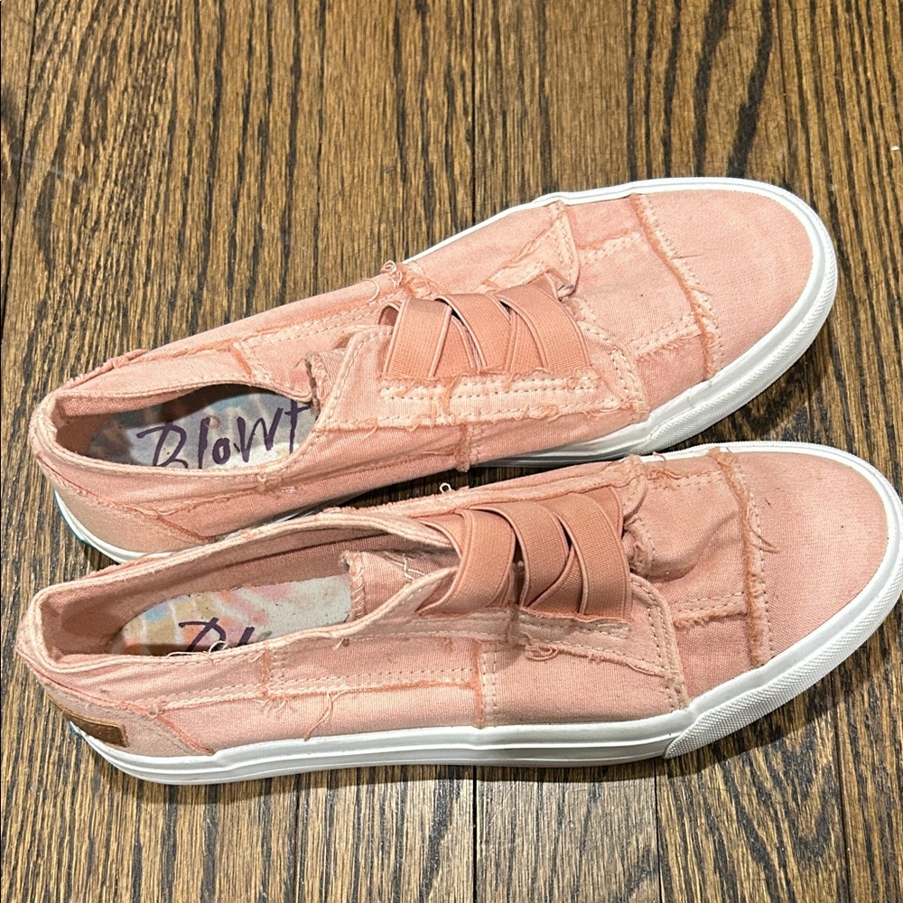 Blowfish Malibu Women's Blush Slip-On Sneakers